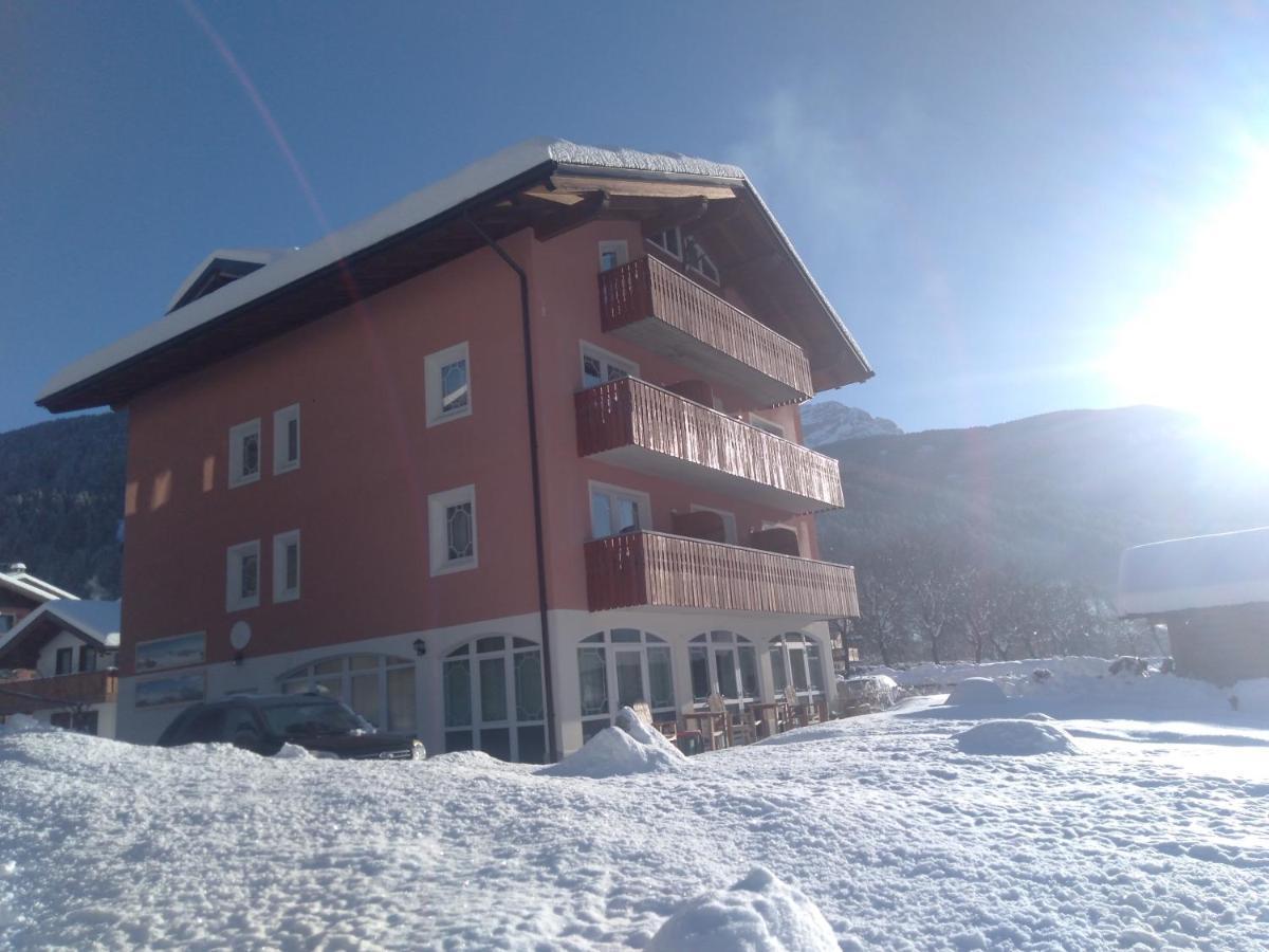 Hotel Garni Al Nardis Carisolo Buitenkant foto