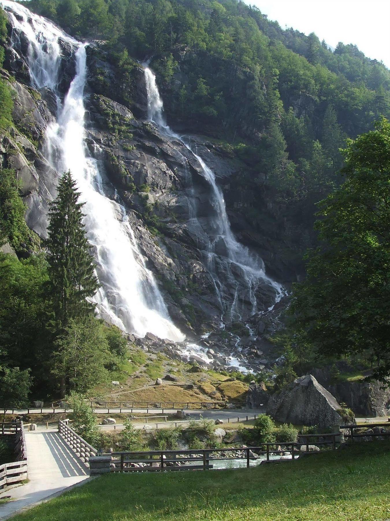 Hotel Garni Al Nardis Carisolo Buitenkant foto