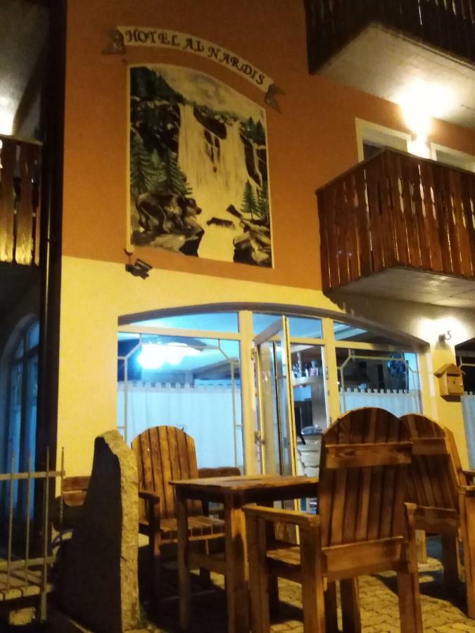Hotel Garni Al Nardis Carisolo Buitenkant foto